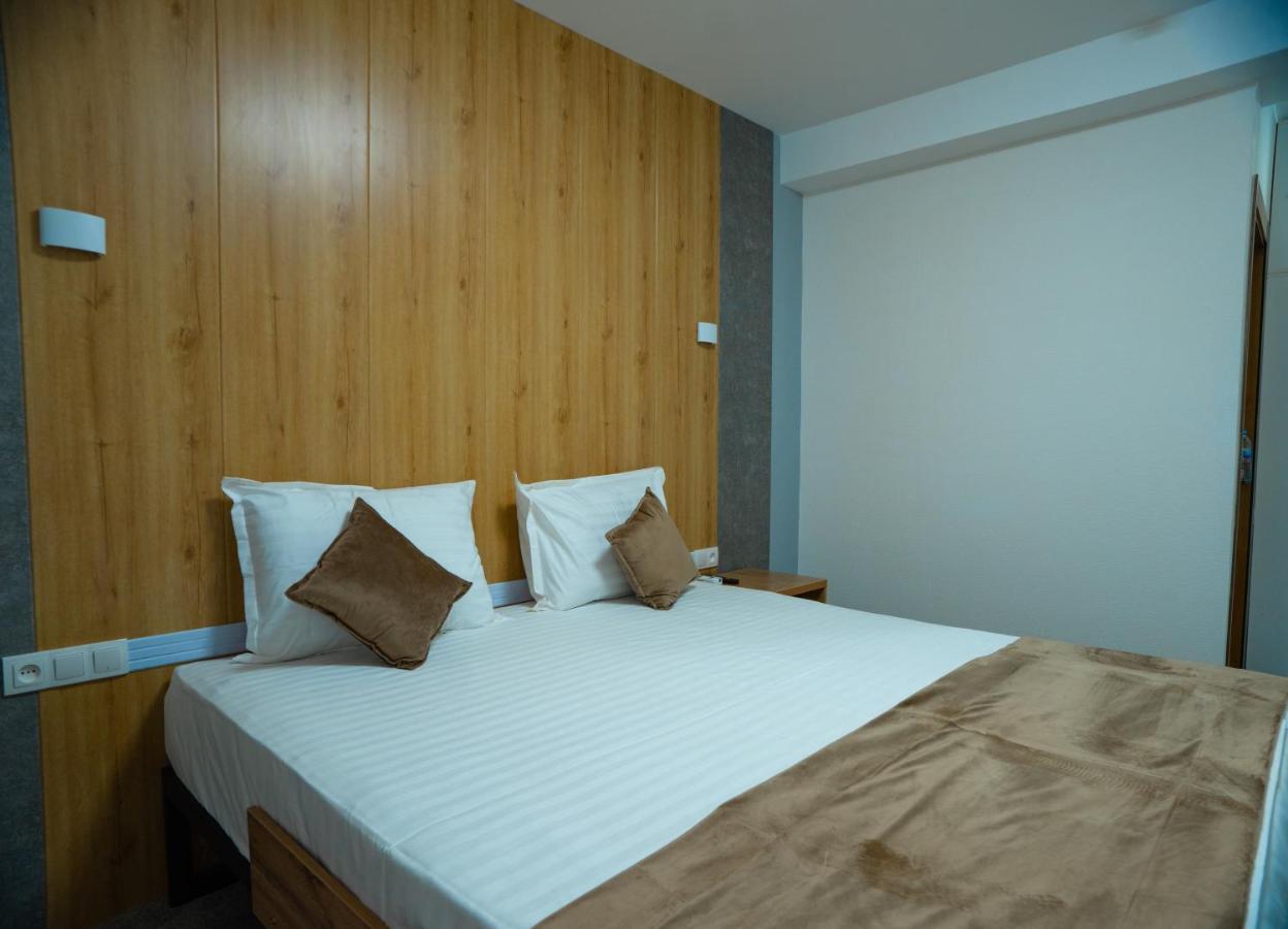 Demure Hotel Tashkent Exterior foto